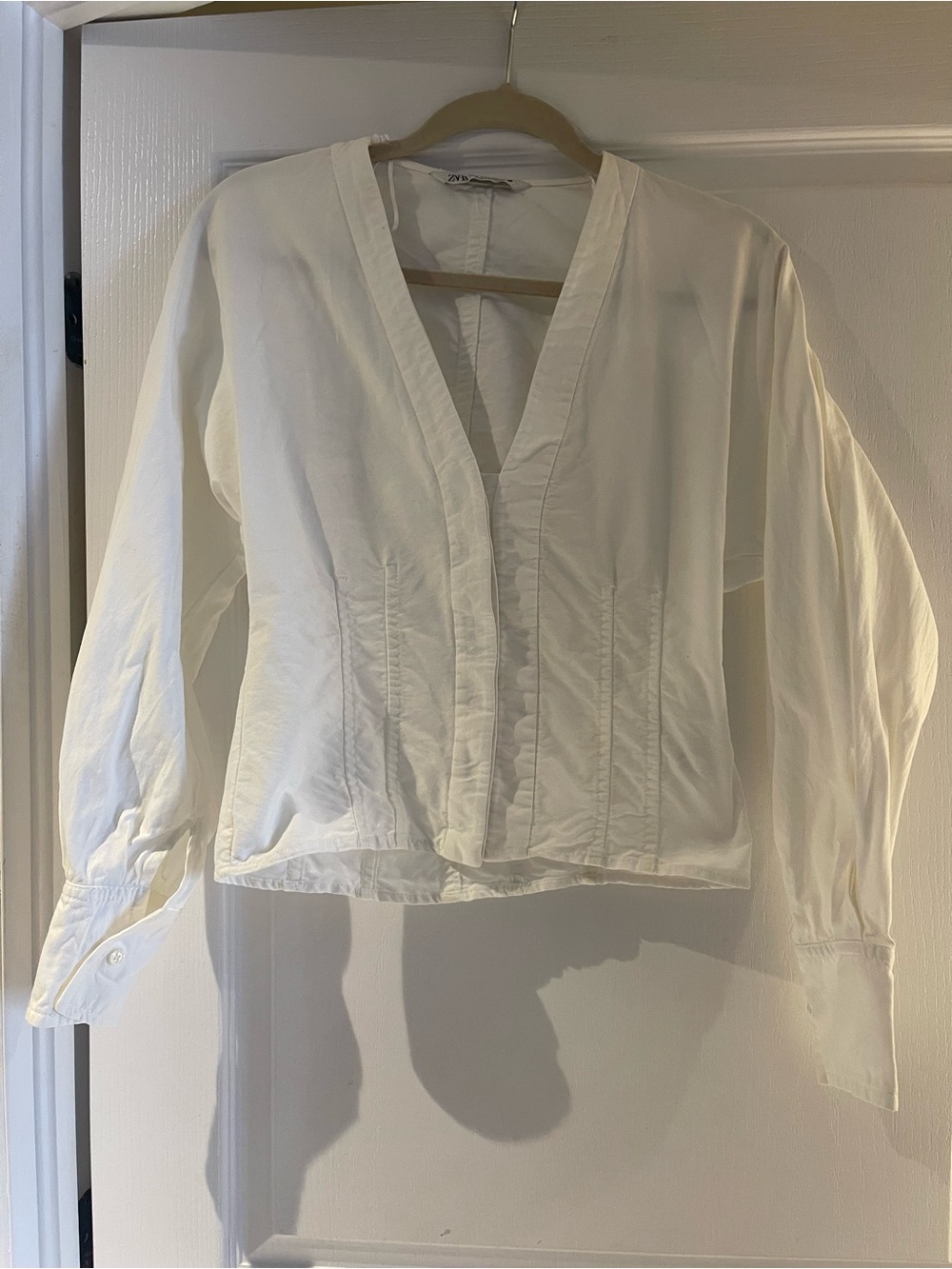 Zara White V-Neck Long Sleeve Women's Blouse